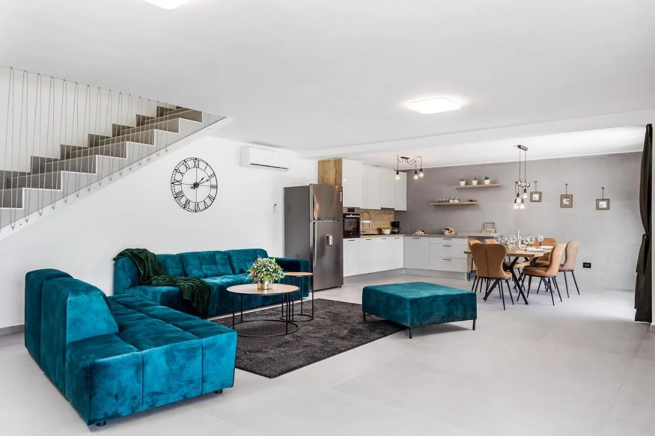 Villa Lavinia Mošćenička Draga 0*,