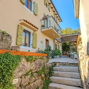  Privatunterkunft Anamaria Rustic